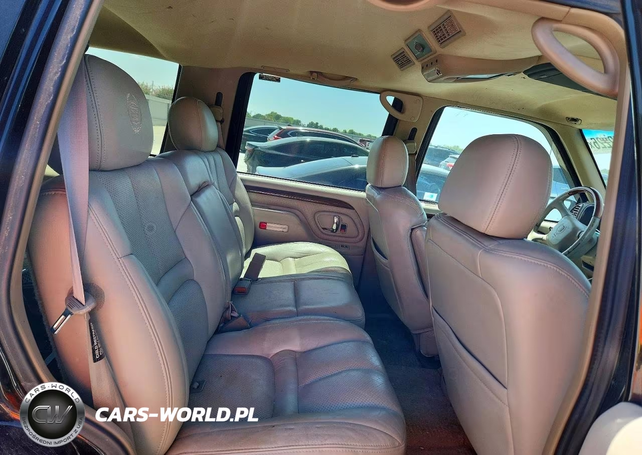 2000 Cadillac Escalade Luxury VIN:1GYEK63R8YR212336 - 11