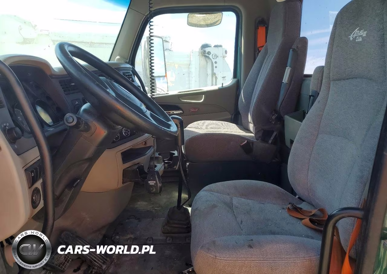 2018 Peterbilt 579 VIN:1XPBAK8XXJD464120 - 7
