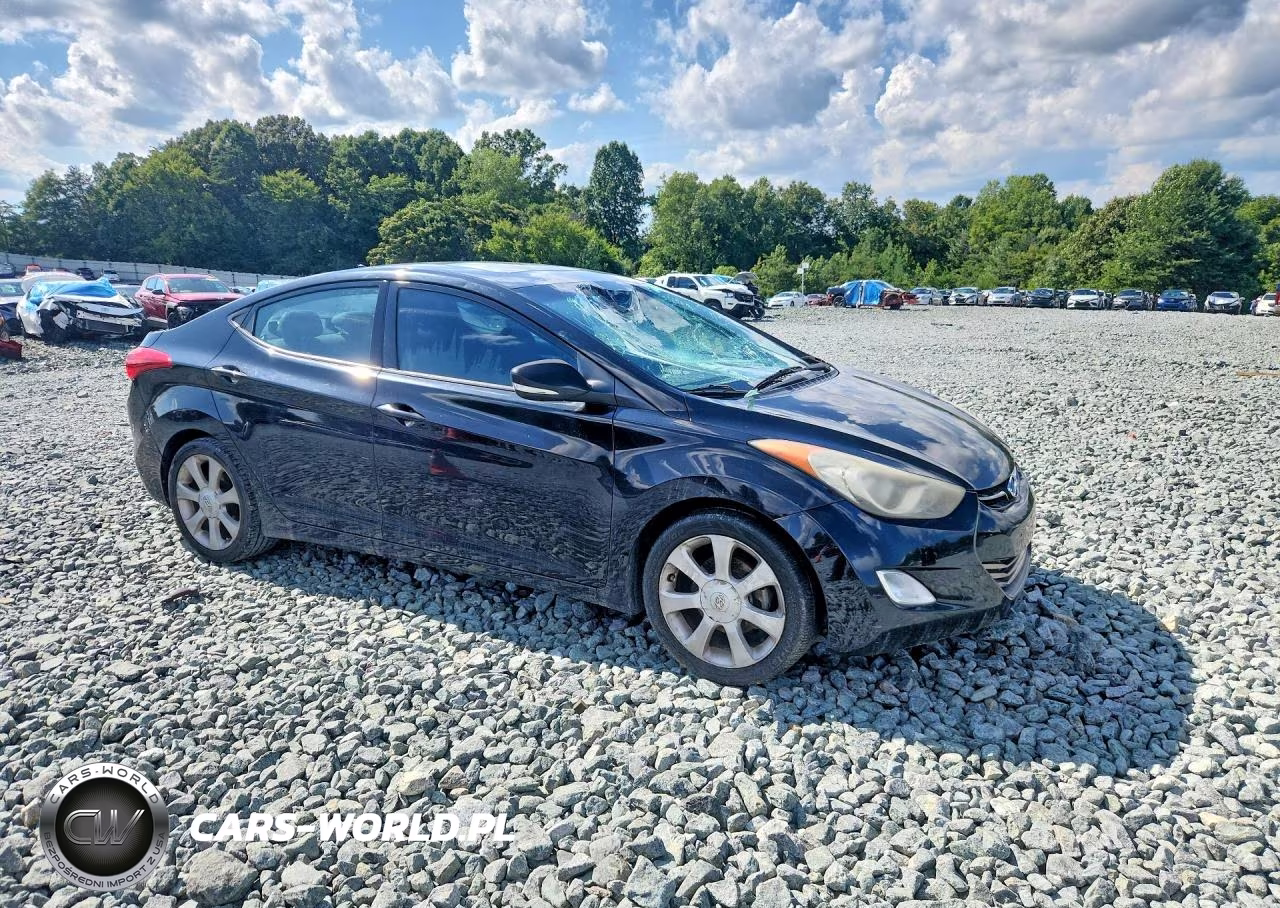 2013 Hyundai Elantra Limited VIN:5NPDH4AE2DH430357 - 4