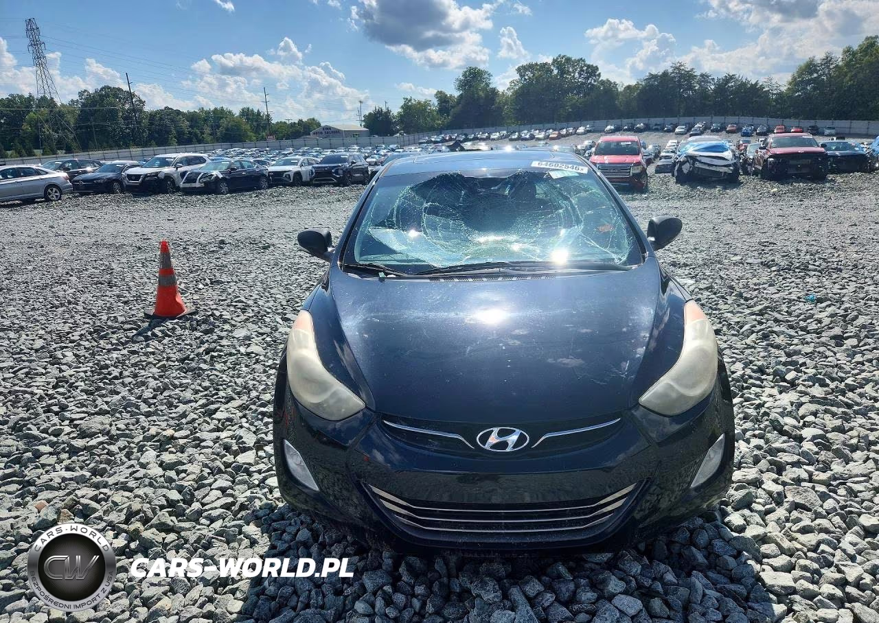 2013 Hyundai Elantra Limited VIN:5NPDH4AE2DH430357 - 5