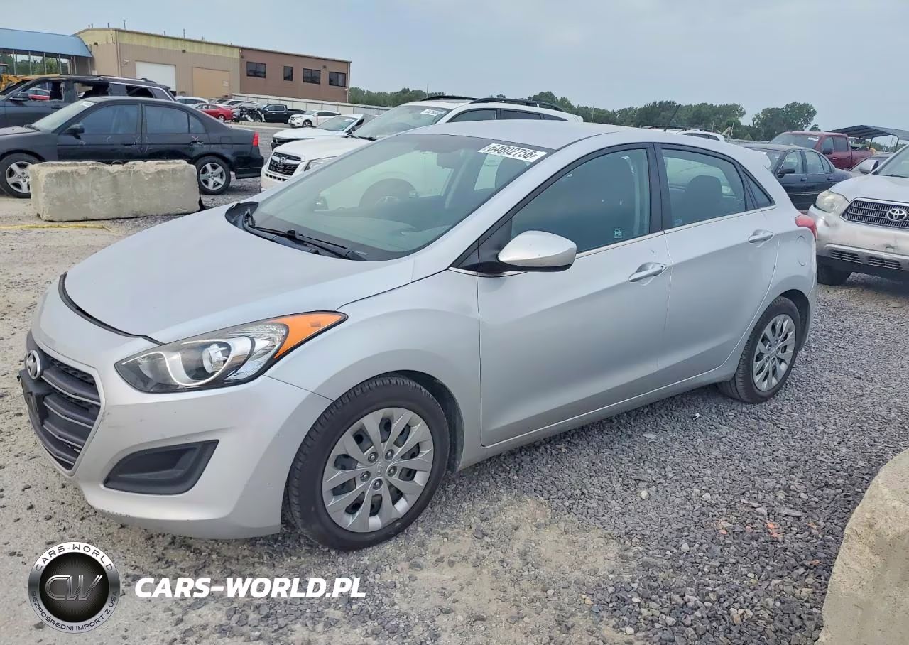 2017 Hyundai Elantra Gt Base – zdjęcie 1 z 12
