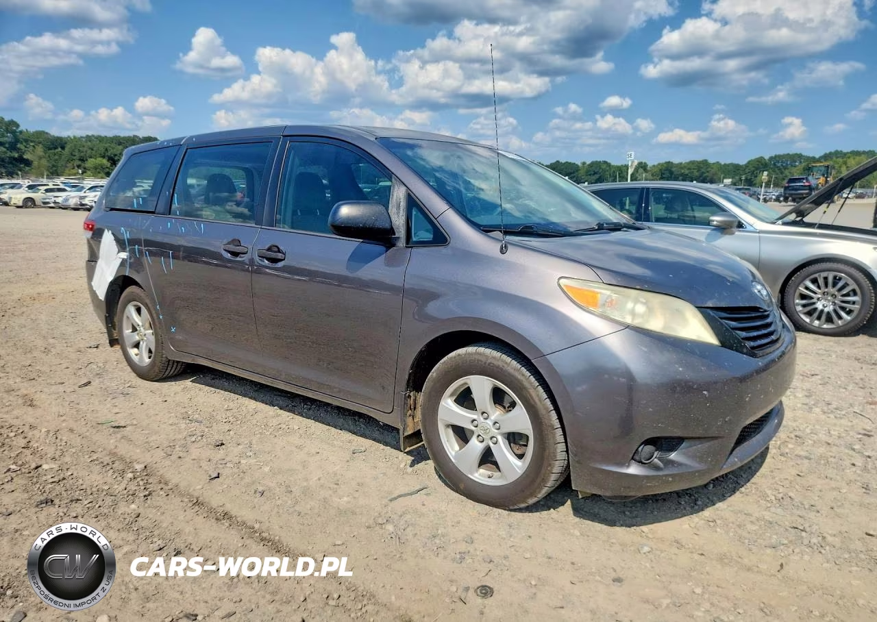 2013 Toyota Sienna L 7-Passenger VIN:5TDZK3DC8DS398536 - 4
