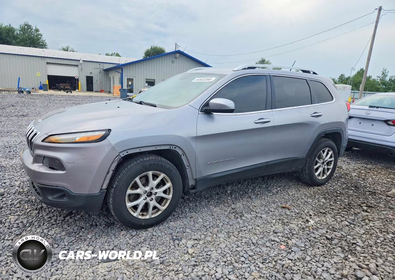 2017 Jeep Cherokee Latitude VIN:1C4PJMCS3HD213660 - 1