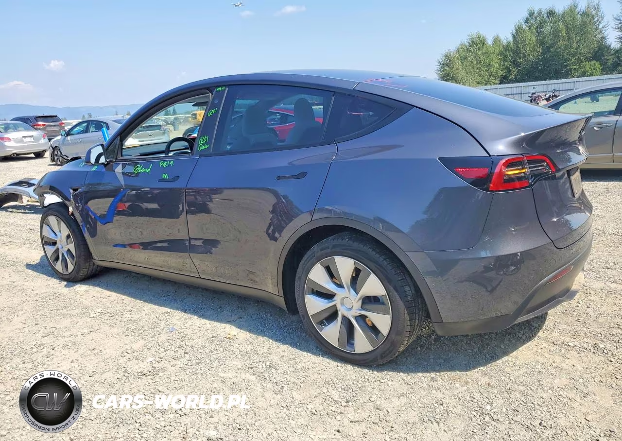 2021 Tesla Model Y VIN:5YJYGAEE8MF301504 - 2