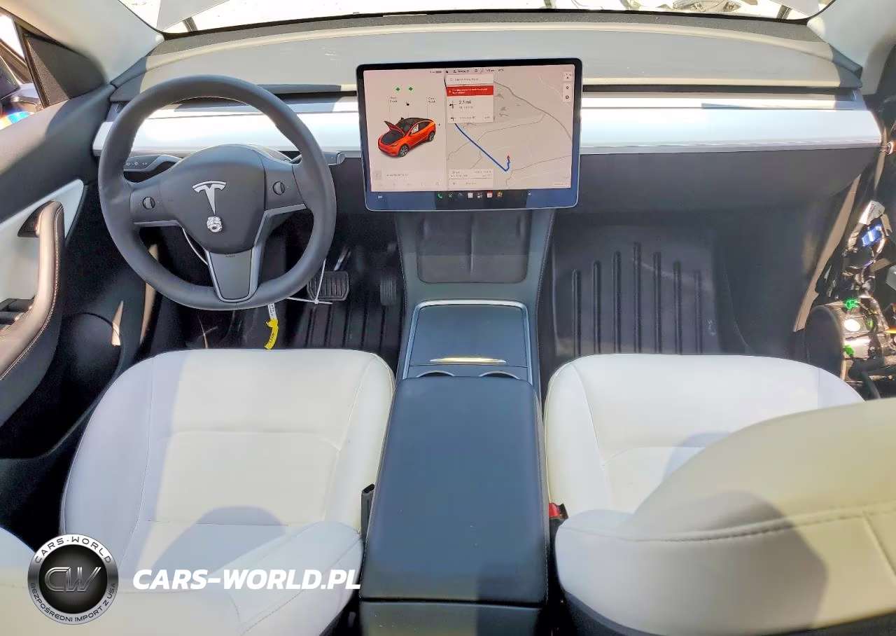 2021 Tesla Model Y VIN:5YJYGAEE8MF301504 - 8