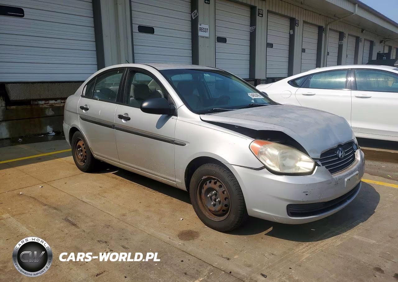 2009 Hyundai Accent Gls VIN:KMHCM46C49U288018 - 4