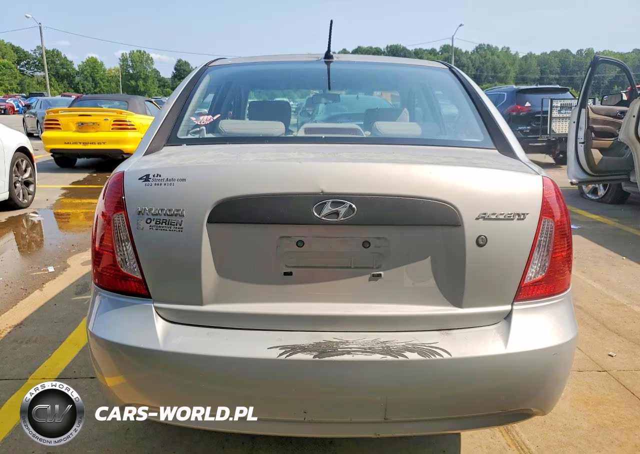 2009 Hyundai Accent Gls VIN:KMHCM46C49U288018 - 6