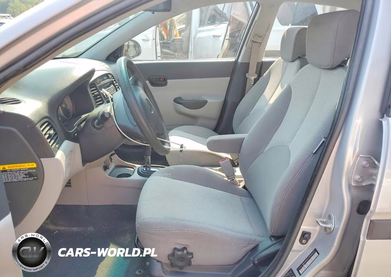 2009 Hyundai Accent Gls VIN:KMHCM46C49U288018 - 7