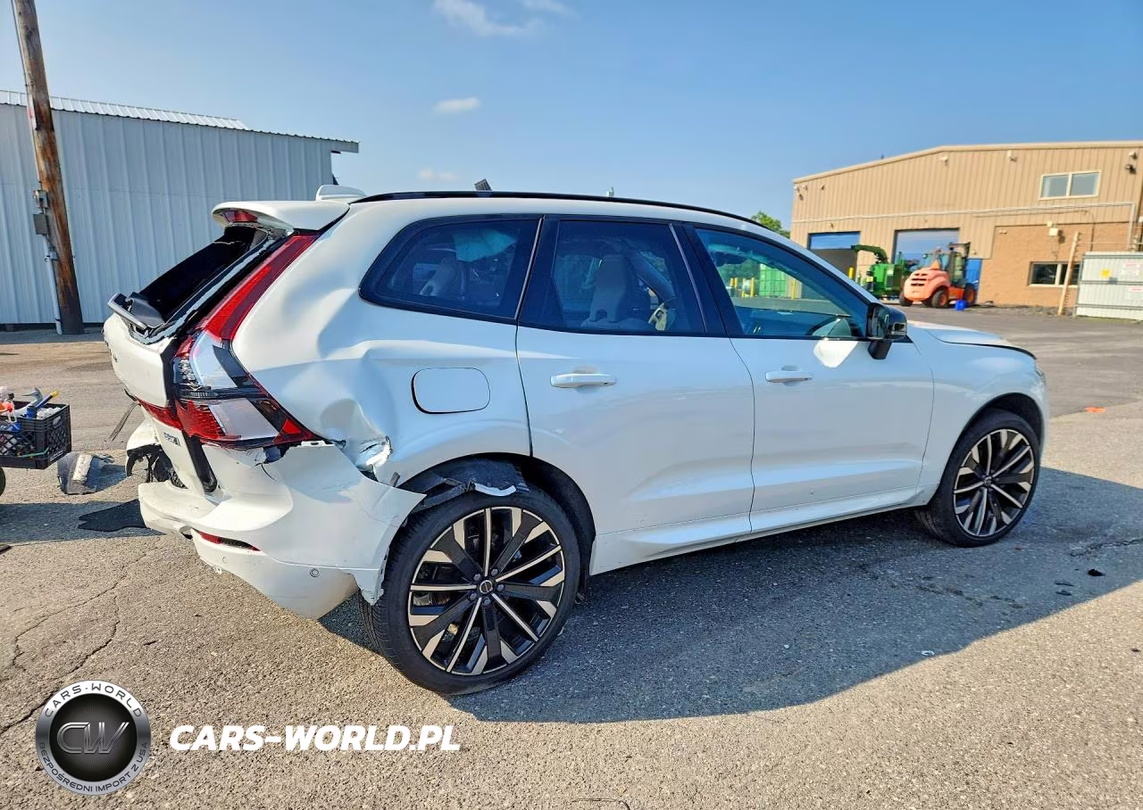 2026 Volvo Xc60 Ultra VIN:YV4M12RM5T1416430 - 3
