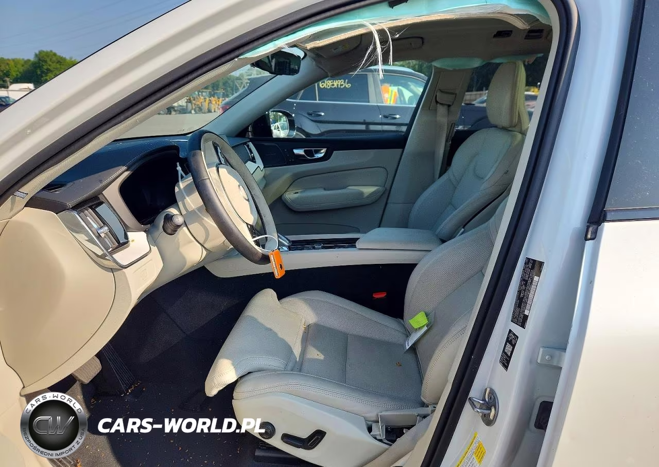 2026 Volvo Xc60 Ultra VIN:YV4M12RM5T1416430 - 7