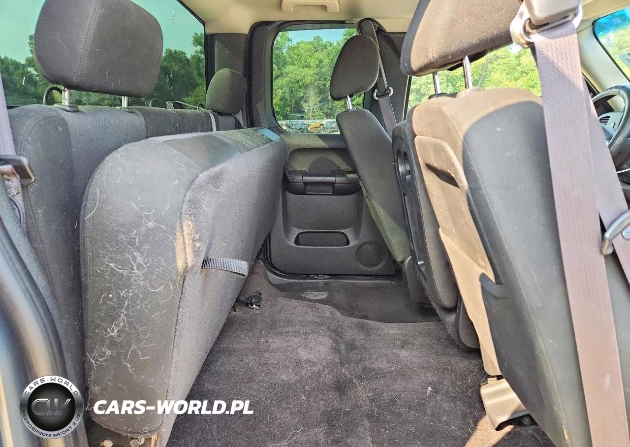 2011 Chevrolet Silverado K1500 Ls VIN:1GCRKREA8BZ331141 - 10