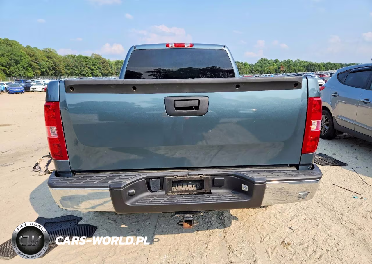 2011 Chevrolet Silverado K1500 Ls VIN:1GCRKREA8BZ331141 - 6