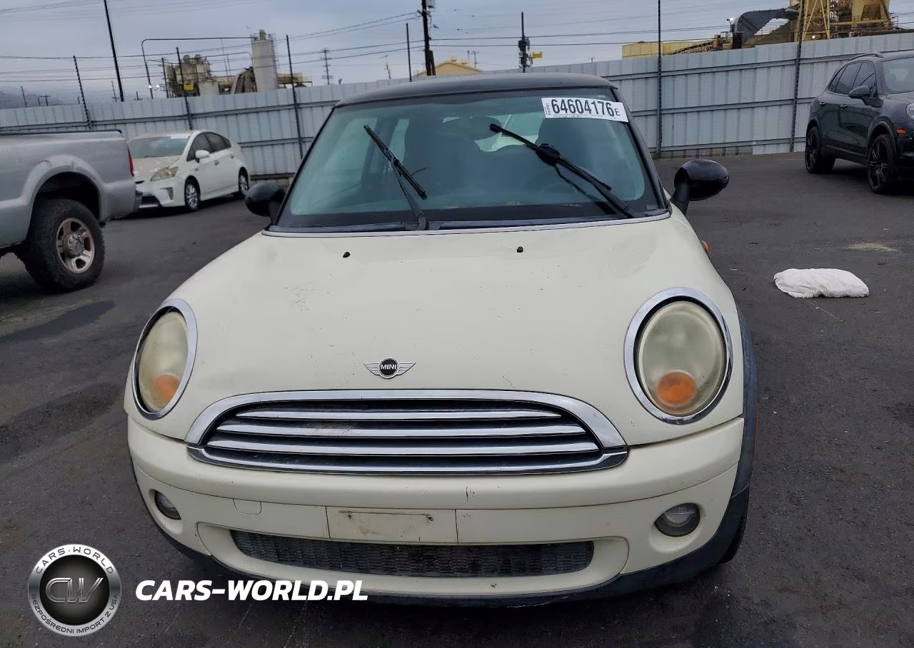2004 Mini Cooper VIN:WMWMF33577TT50627 - 5
