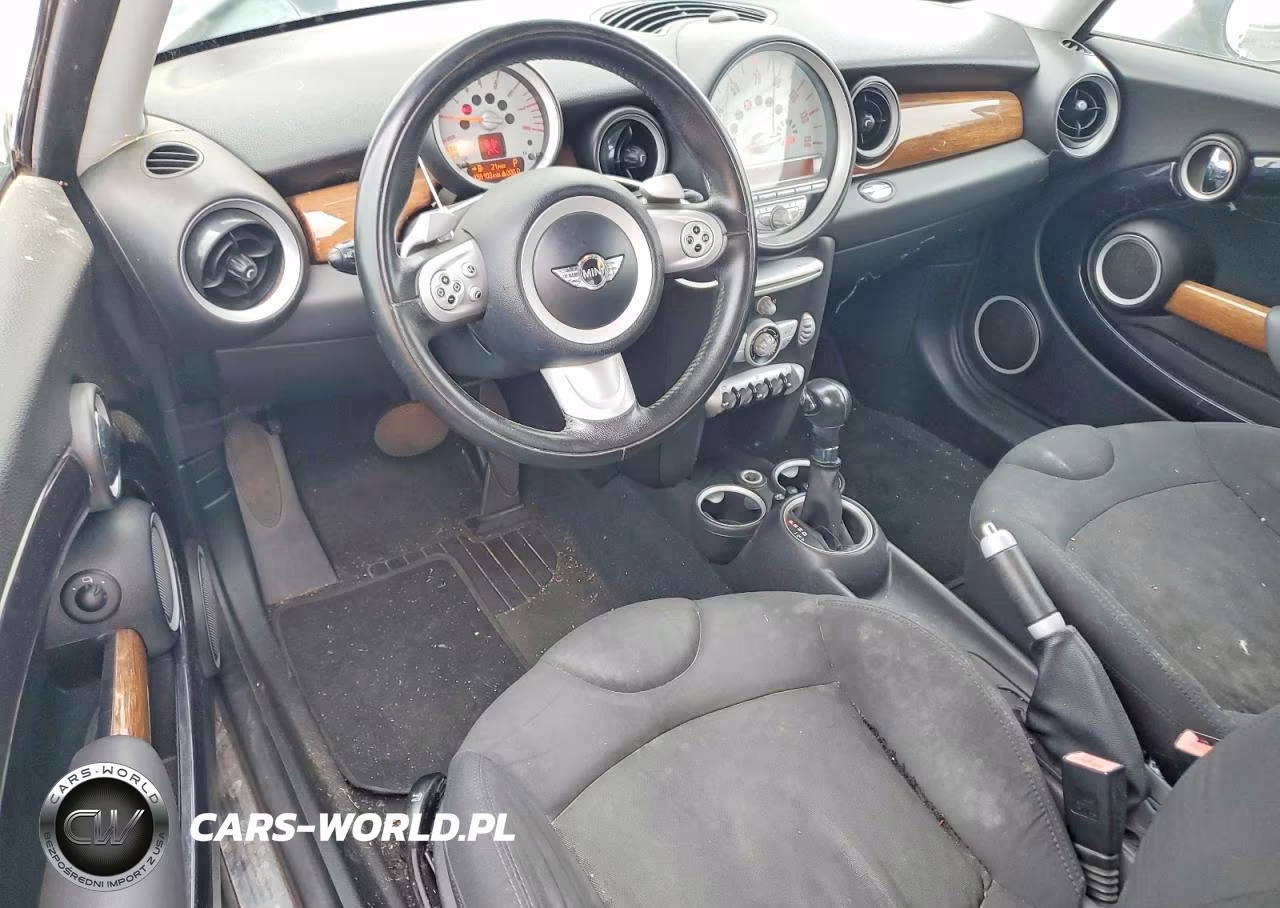 2004 Mini Cooper VIN:WMWMF33577TT50627 - 8