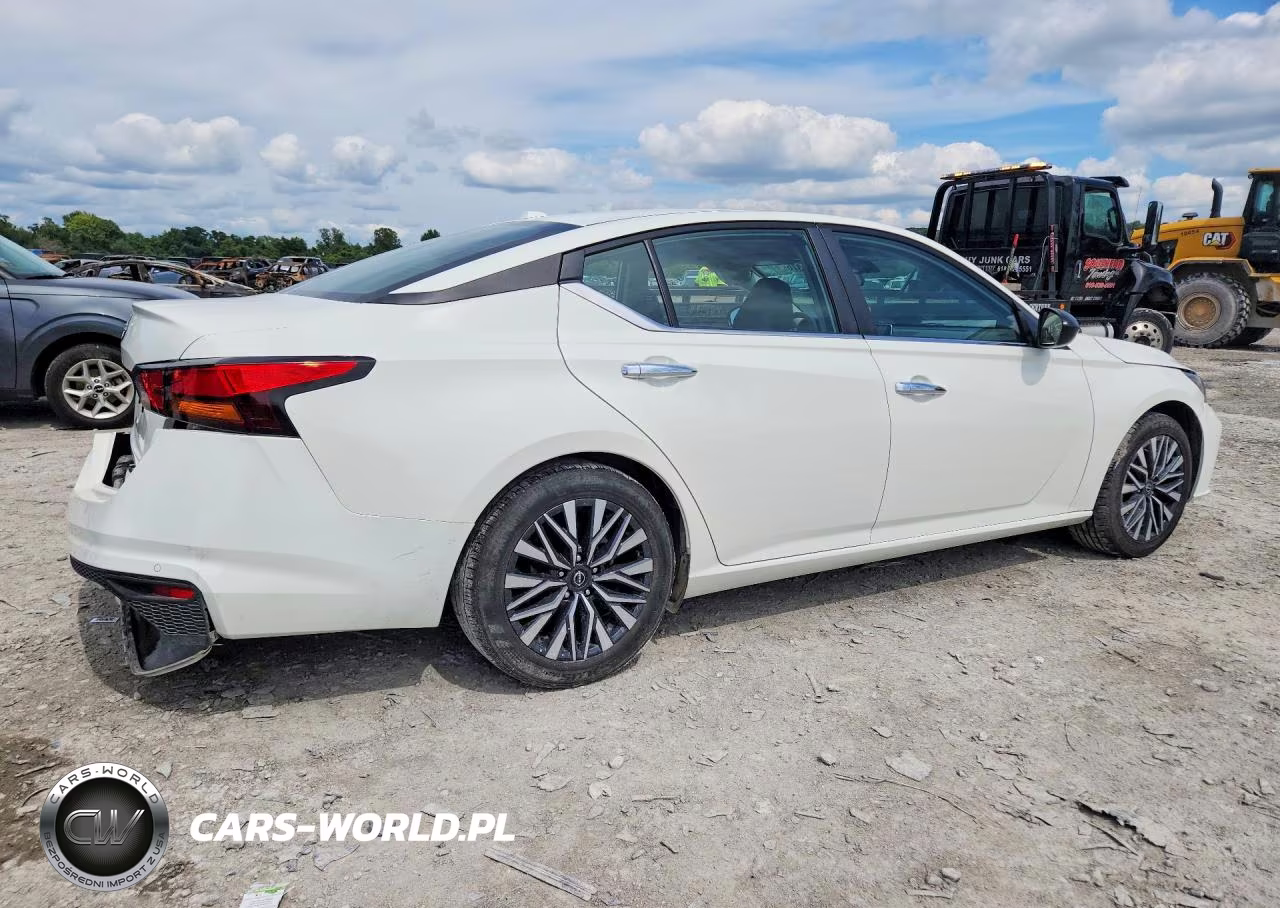 2025 Nissan Altima Sv VIN:1N4BL4DV0SN321559 - 3