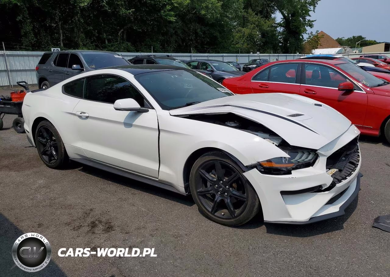 2018 Ford Mustang VIN:1FA6P8TH6J5127707 - 4