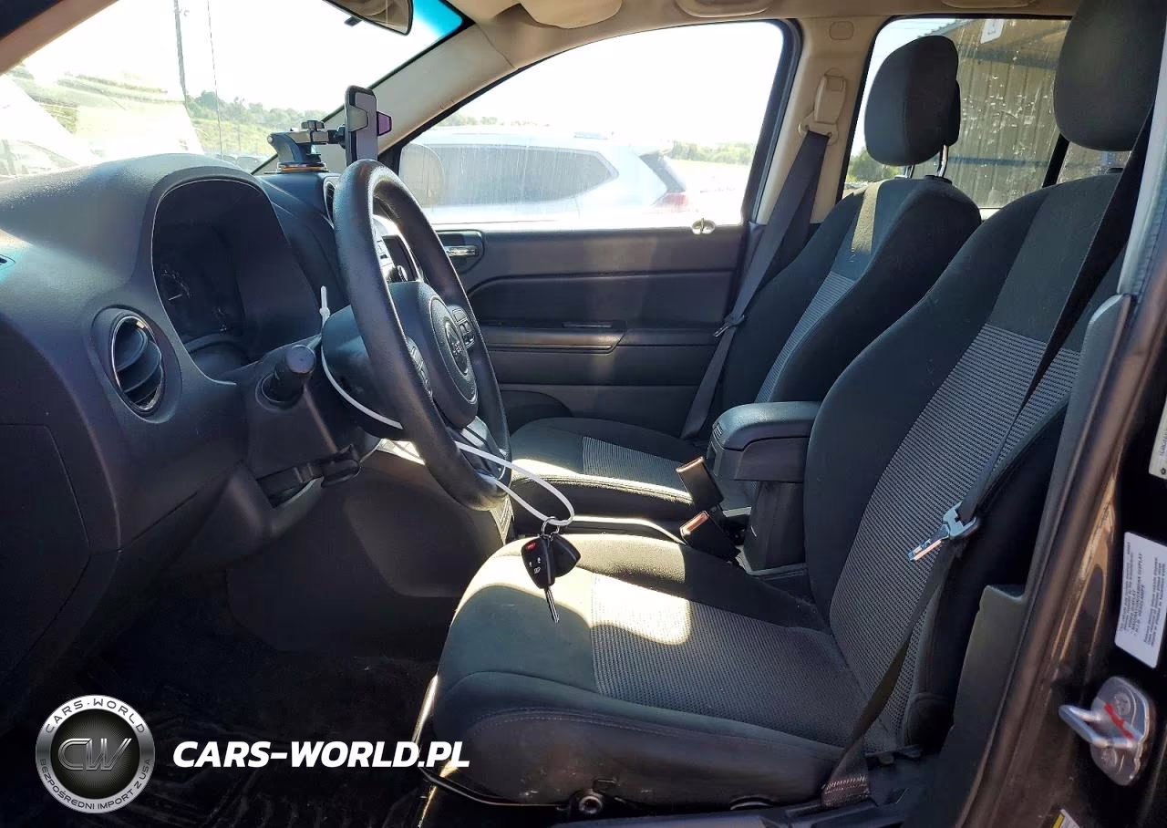 2014 Jeep Compass Sport VIN:1C4NJDBB3ED879485 - 7