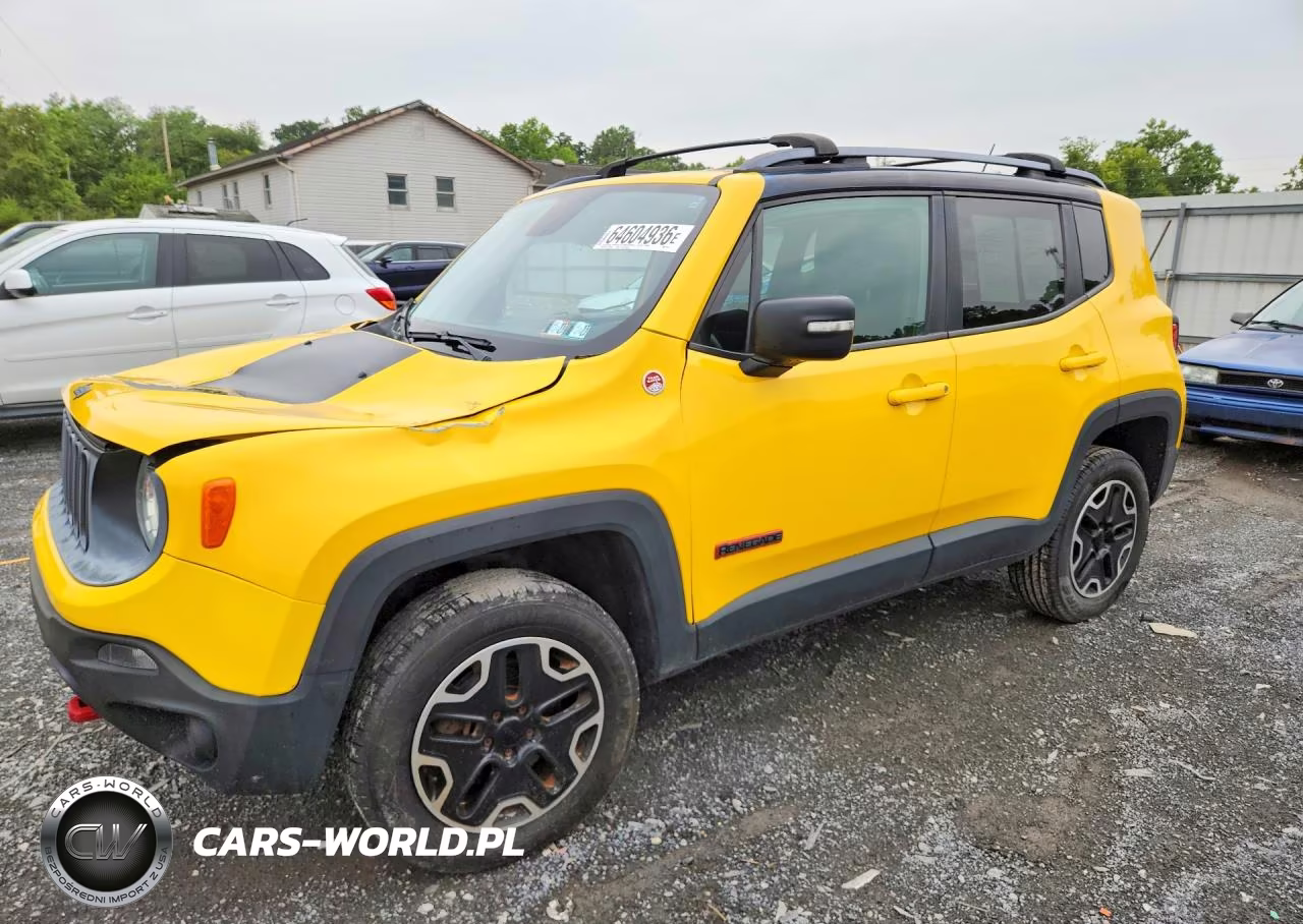 2015 Jeep Renegade Trailhawk – zdjęcie 1 z 13