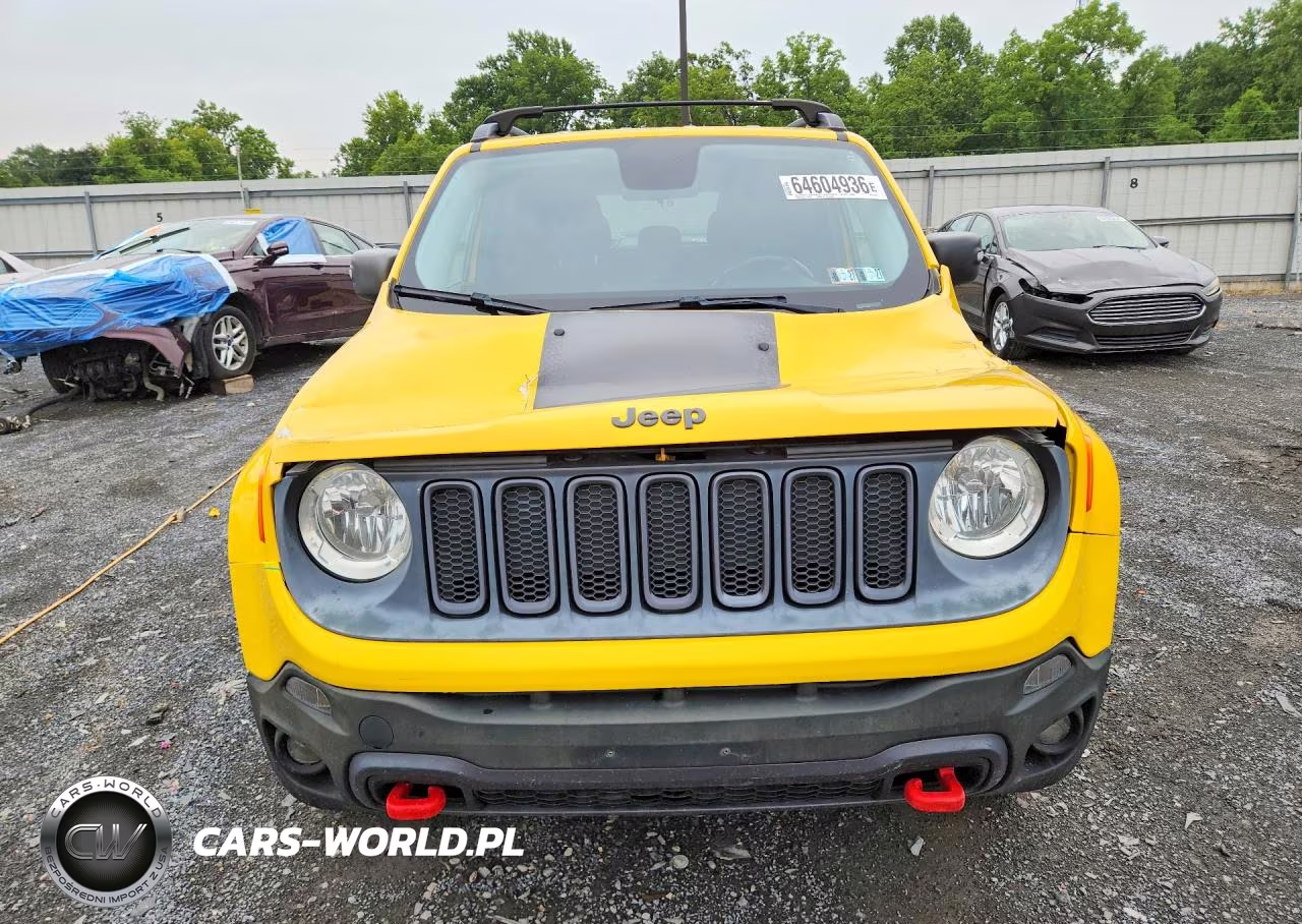 2015 Jeep Renegade Trailhawk VIN:ZACCJBCT0FPB54147 - 5