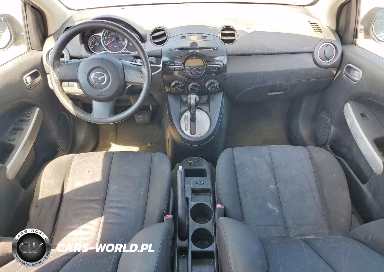 2011 Mazda Mazda2 VIN:JM1DE1HY2B0123451 - 8