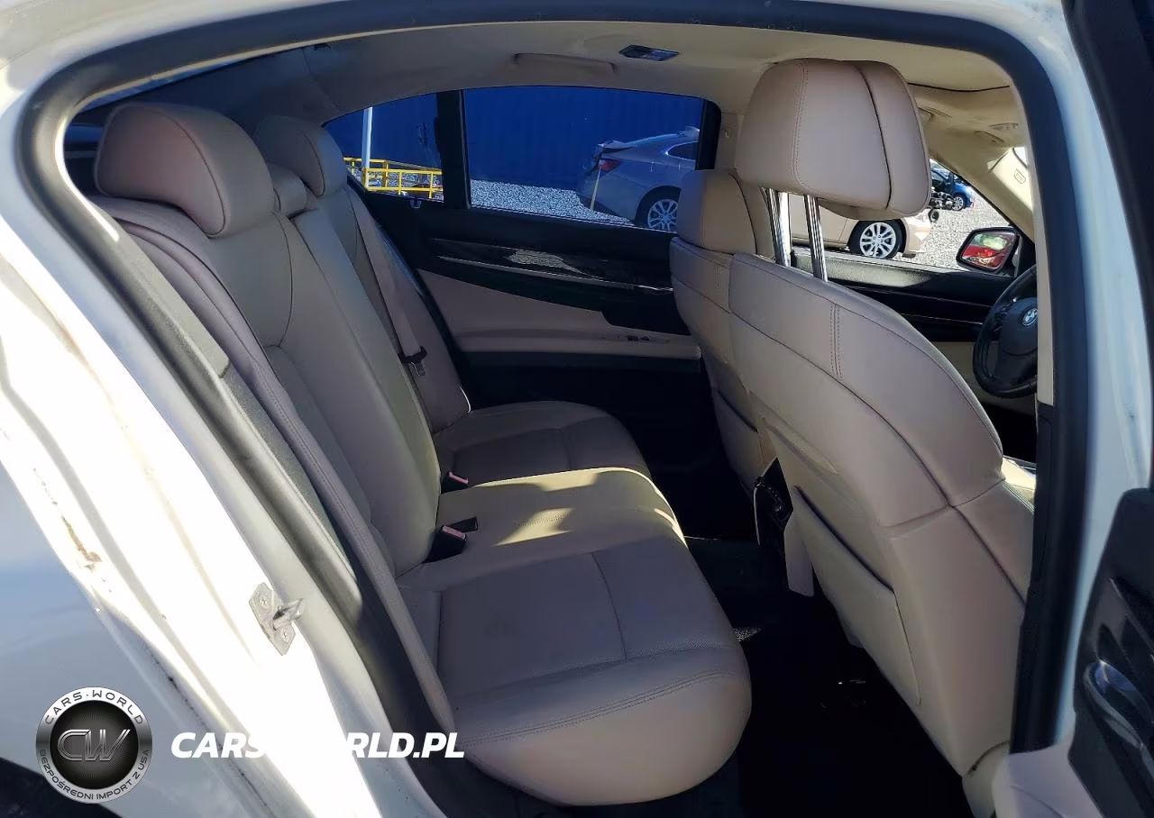 2011 BMW Alpina B7 VIN:WBAKA8C53BCY36766 - 10