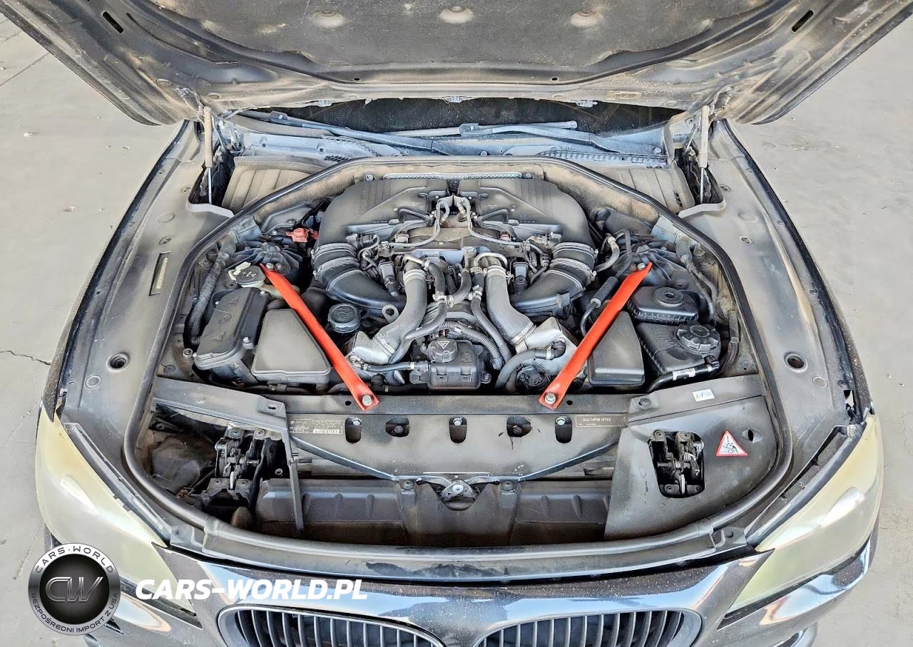 2012 BMW 750 Li VIN:WBAKB8C55CC962822 - 11
