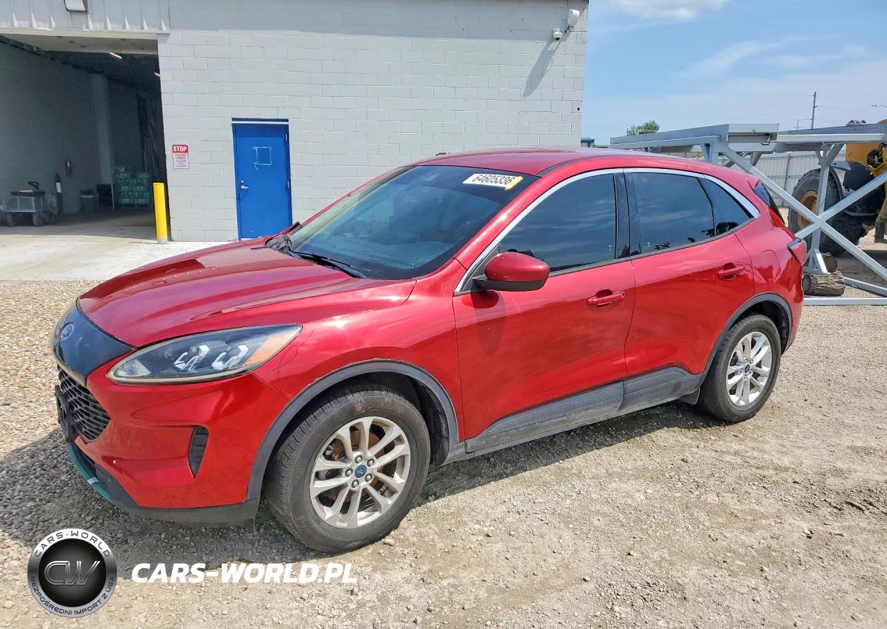 2020 Ford Escape Se