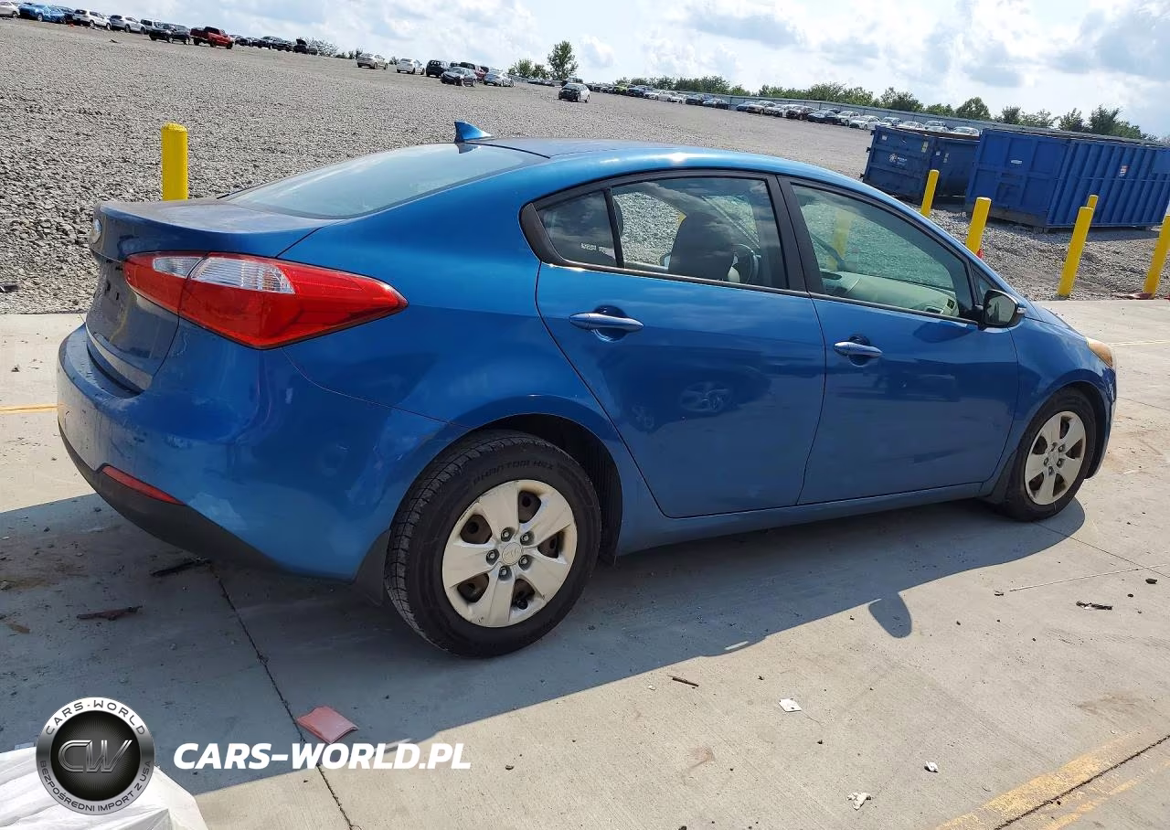 2015 Kia Forte Lx VIN:KNAFX4A67F5325057 - 3