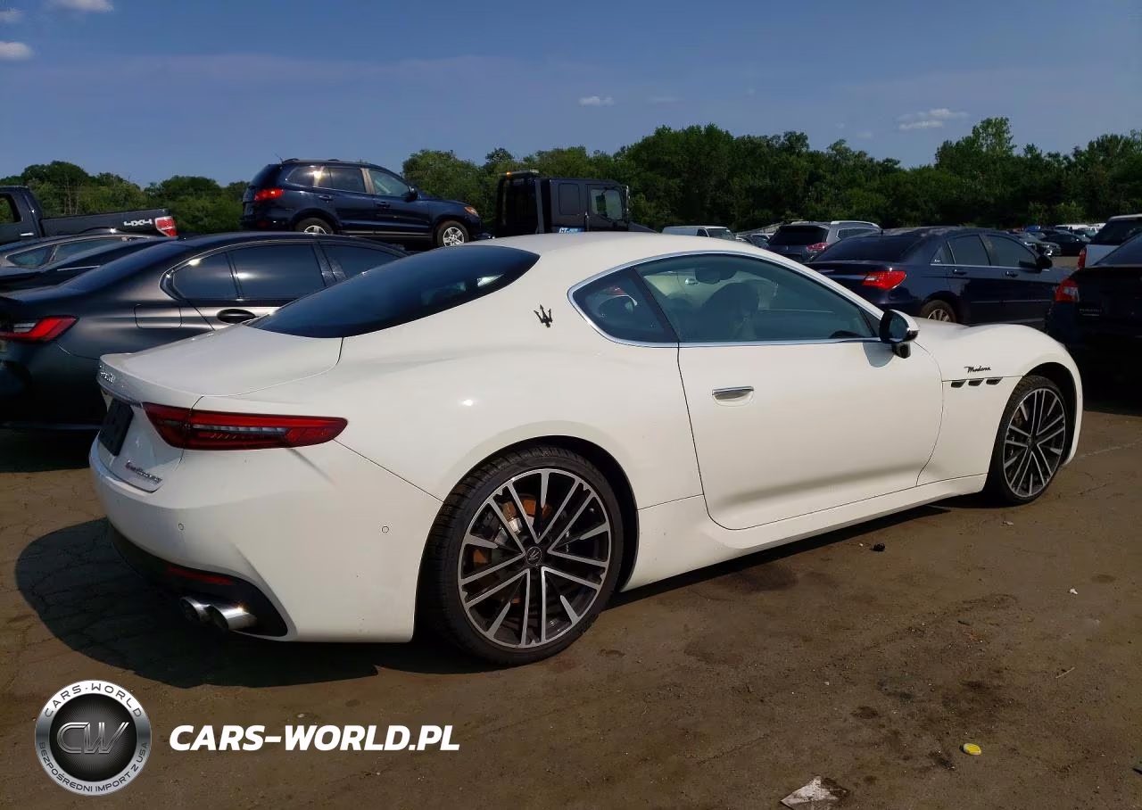 2024 Maserati Granturismo Modena VIN:ZAMBMVBB0RX441359 - 3