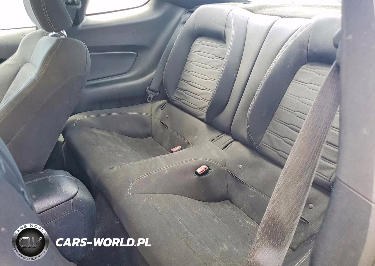 2015 Ford Mustang VIN:1FA6P8TH5F5366978 - 10