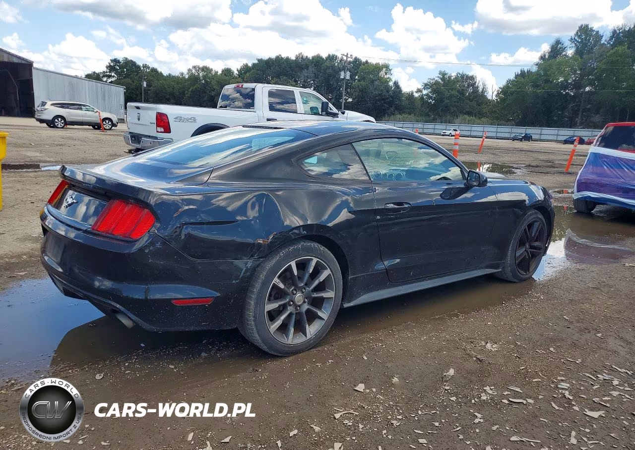 2015 Ford Mustang VIN:1FA6P8TH5F5366978 - 3