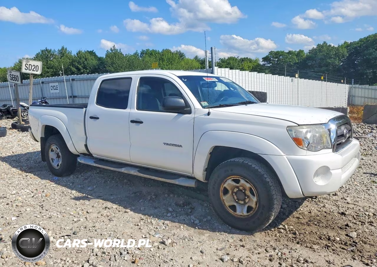 2010 Toyota Tacoma Double Cab Long Bed VIN:3TMMU4FN4AM023148 - 4