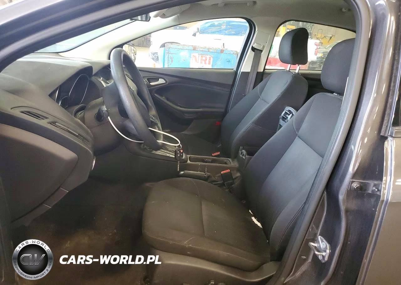 2016 Ford Focus Se VIN:1FADP3K23GL212726 - 7