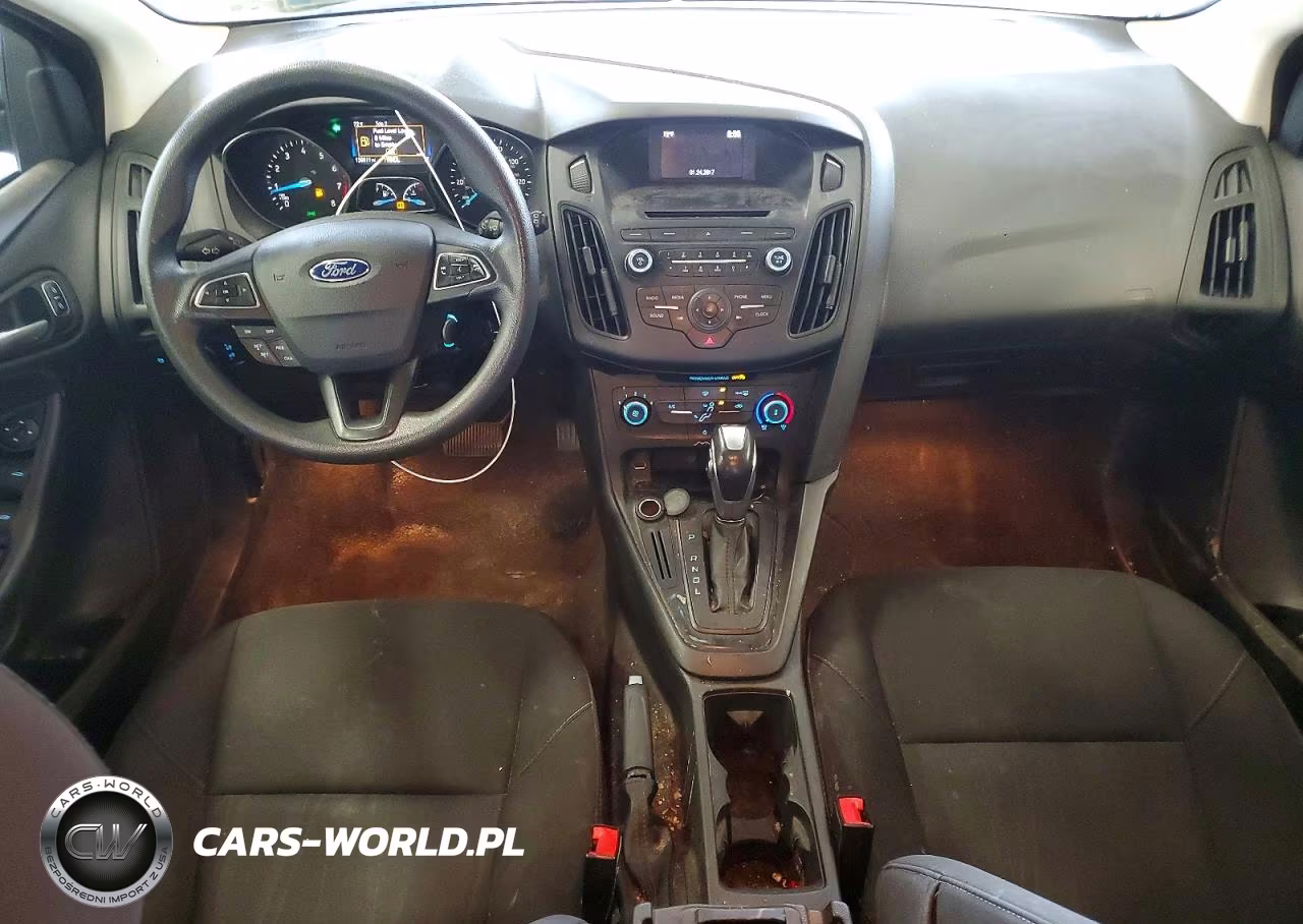 2016 Ford Focus Se VIN:1FADP3K23GL212726 - 8