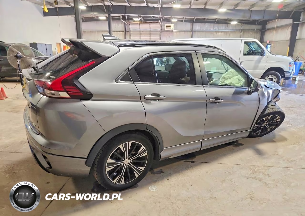 2022 Mitsubishi Eclipse Cross Se VIN:JA4ATWAA1NZ061862 - 3
