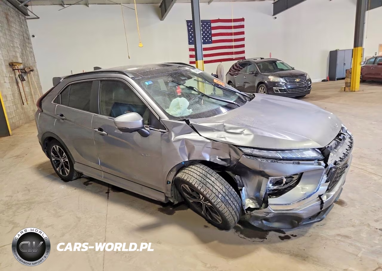 2022 Mitsubishi Eclipse Cross Se VIN:JA4ATWAA1NZ061862 - 4