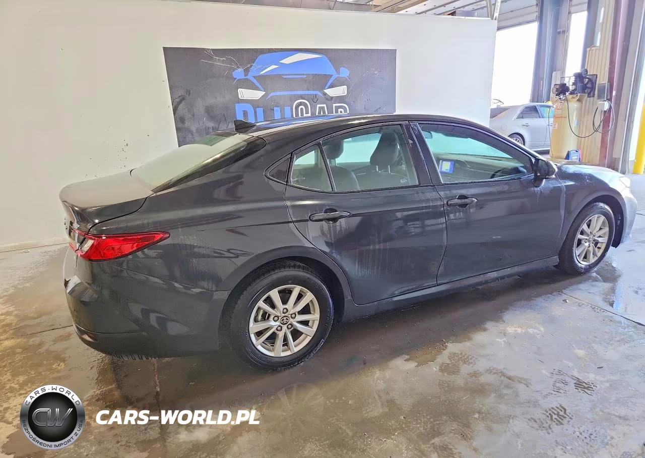 2025 Toyota Camry Le VIN:4T1DAACK3SU021336 - 3