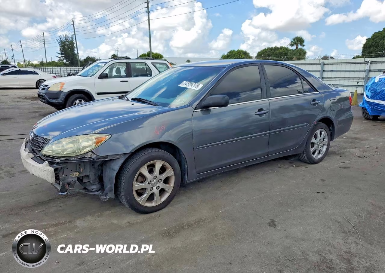 2005 Toyota Camry Standard – zdjęcie 1 z 13