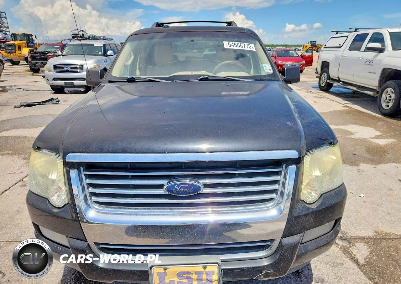 2010 Ford Explorer Xlt VIN:1FMEU6DE1AUA68770 - 5