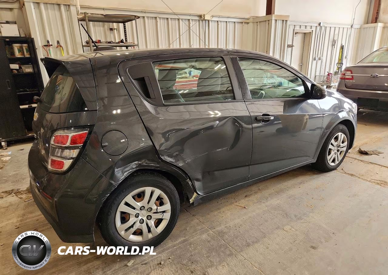 2020 Chevrolet Sonic VIN:1G1JG6SB1L4134832 - 3