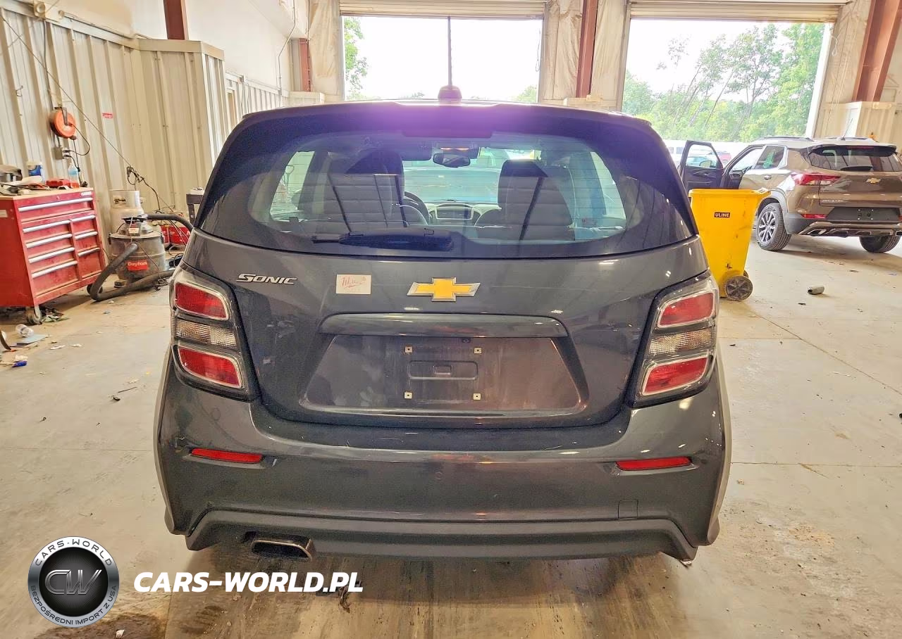2020 Chevrolet Sonic VIN:1G1JG6SB1L4134832 - 6