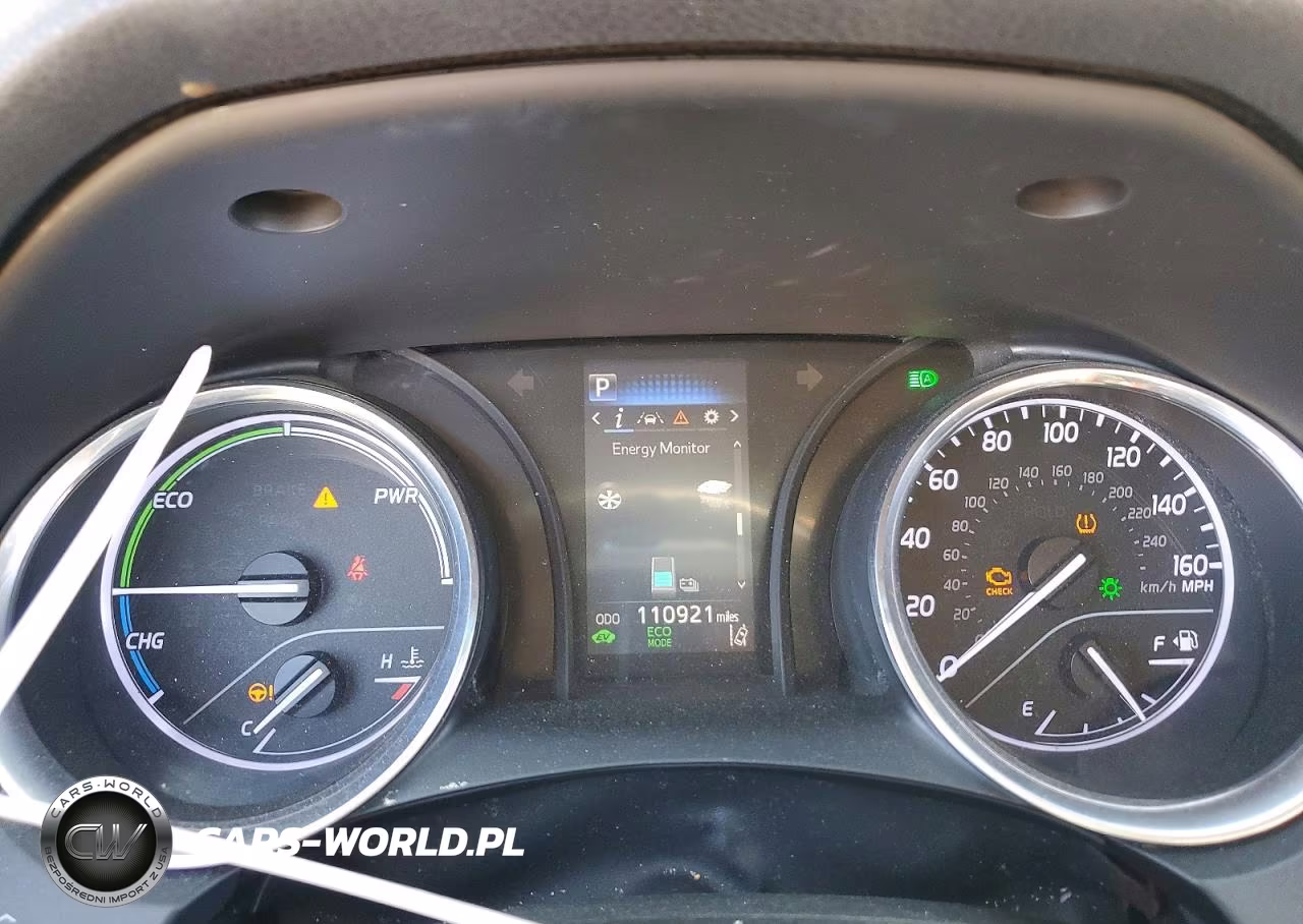 2020 Toyota Camry Le VIN:4T1C31AK8LU546337 - 9