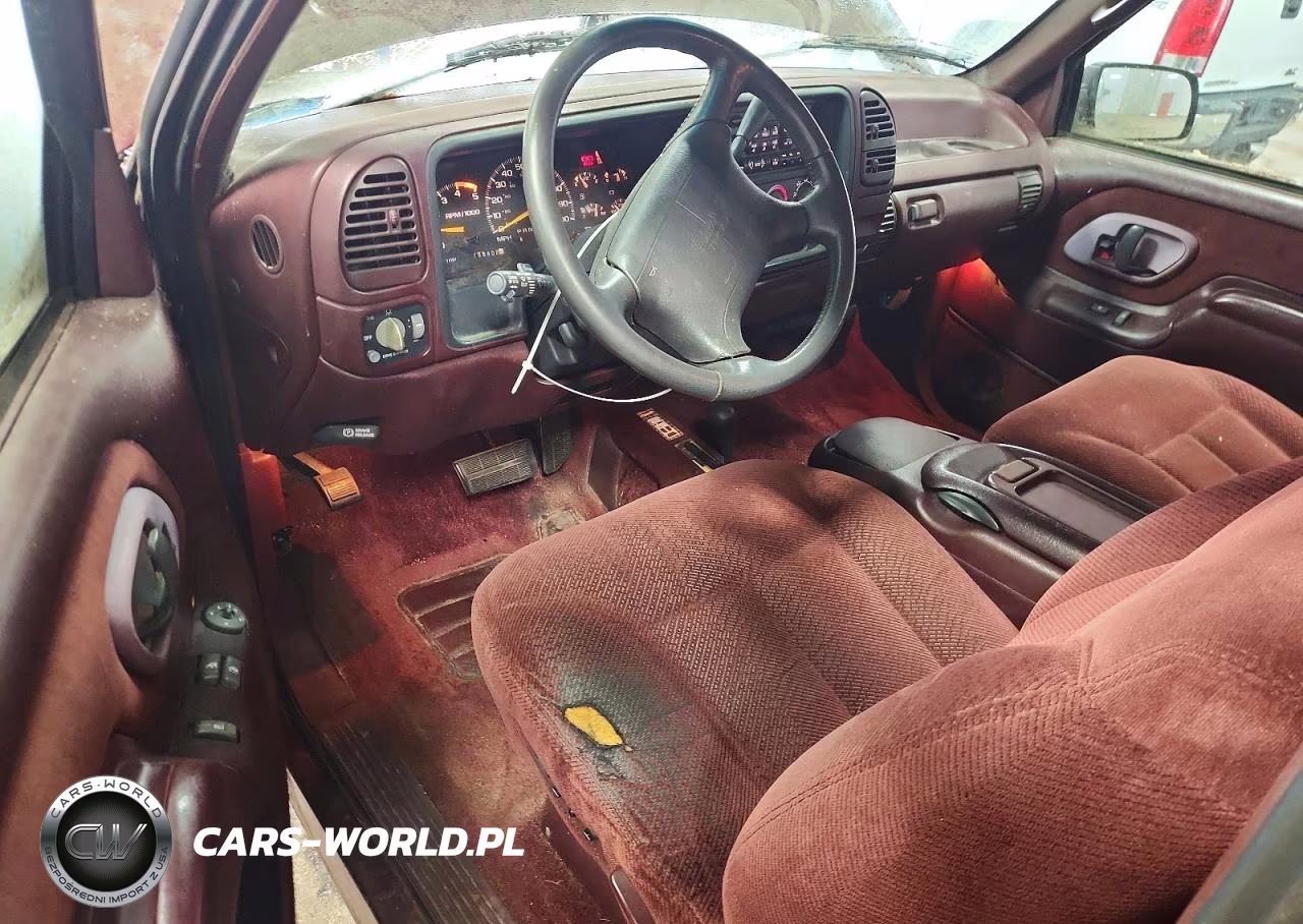 1995 GMC Yukon VIN:1GKEK18K0SJ743870 - 8