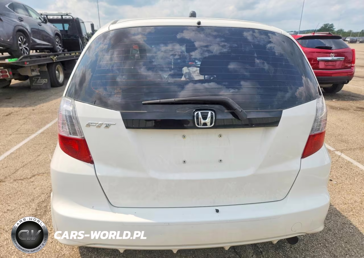 2013 Honda Fit VIN:JHMGE8H38DC056915 - 6