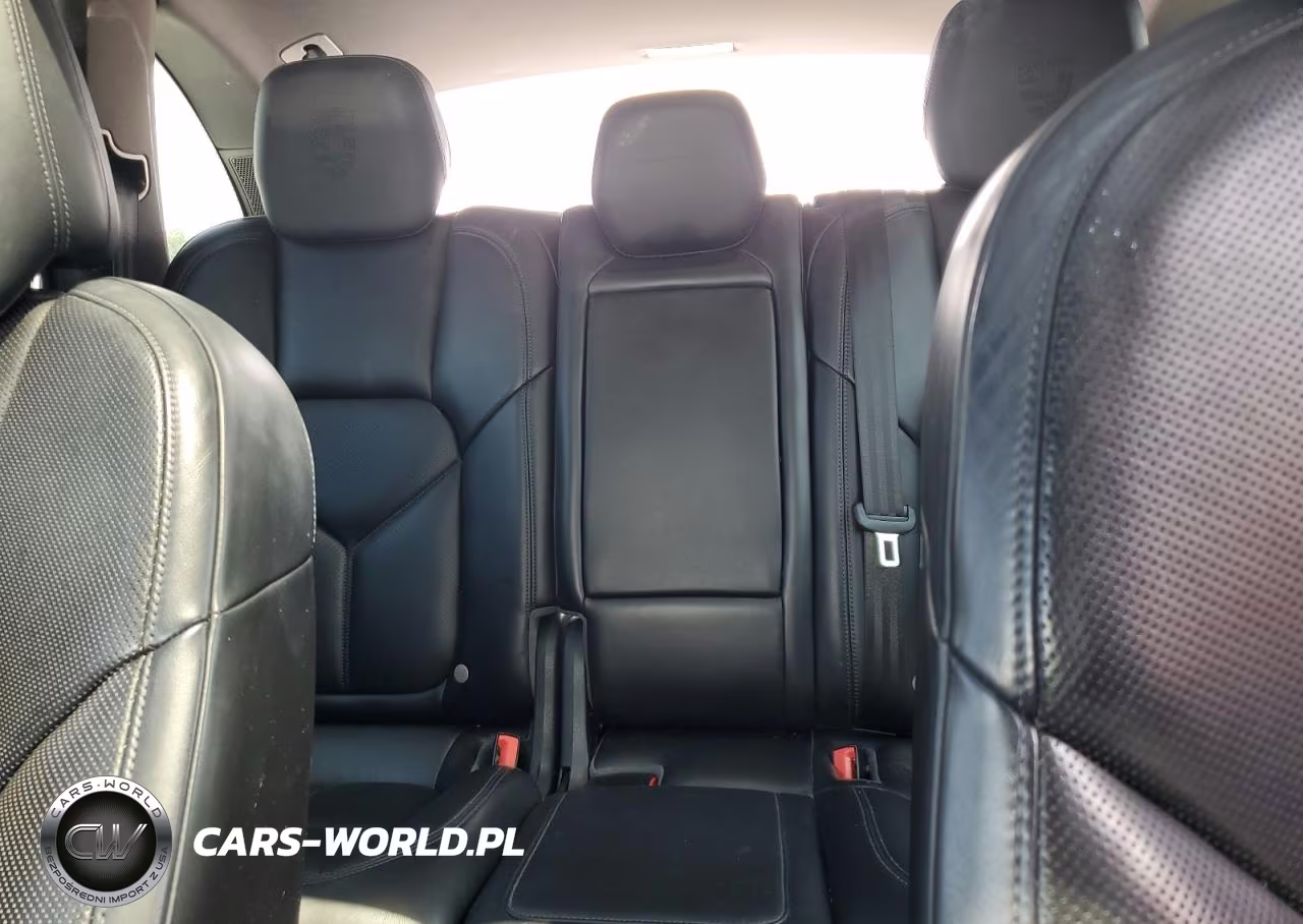 2017 Porsche Cayenne VIN:WP1AA2A29HKA83455 - 10
