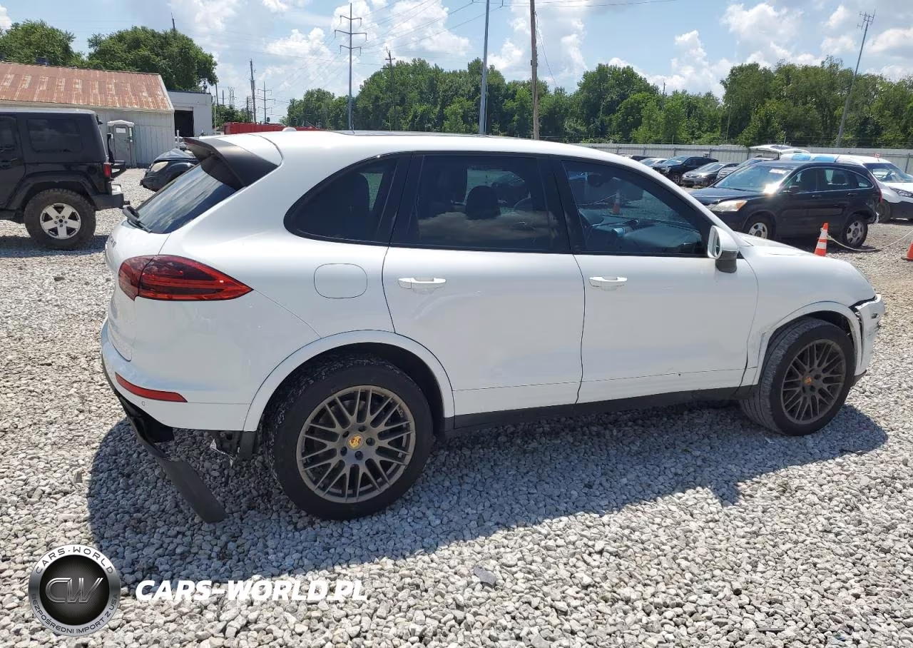 2017 Porsche Cayenne VIN:WP1AA2A29HKA83455 - 3
