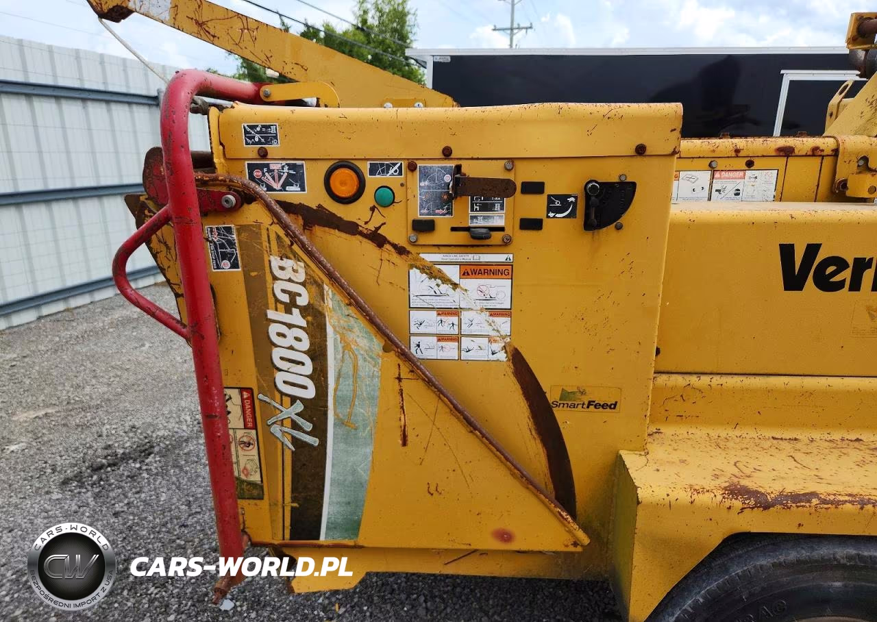 2010 Vermeer Chipper - Wood Chipper VIN:1VRY131Z8A1002704 - 6