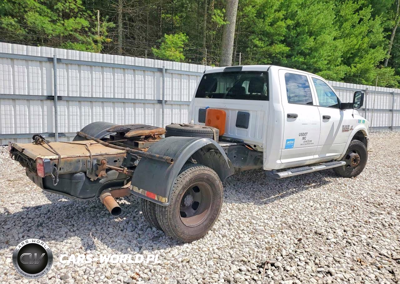 2018 Ram 3500 VIN:3C7WRTCL9JG376476 - 3