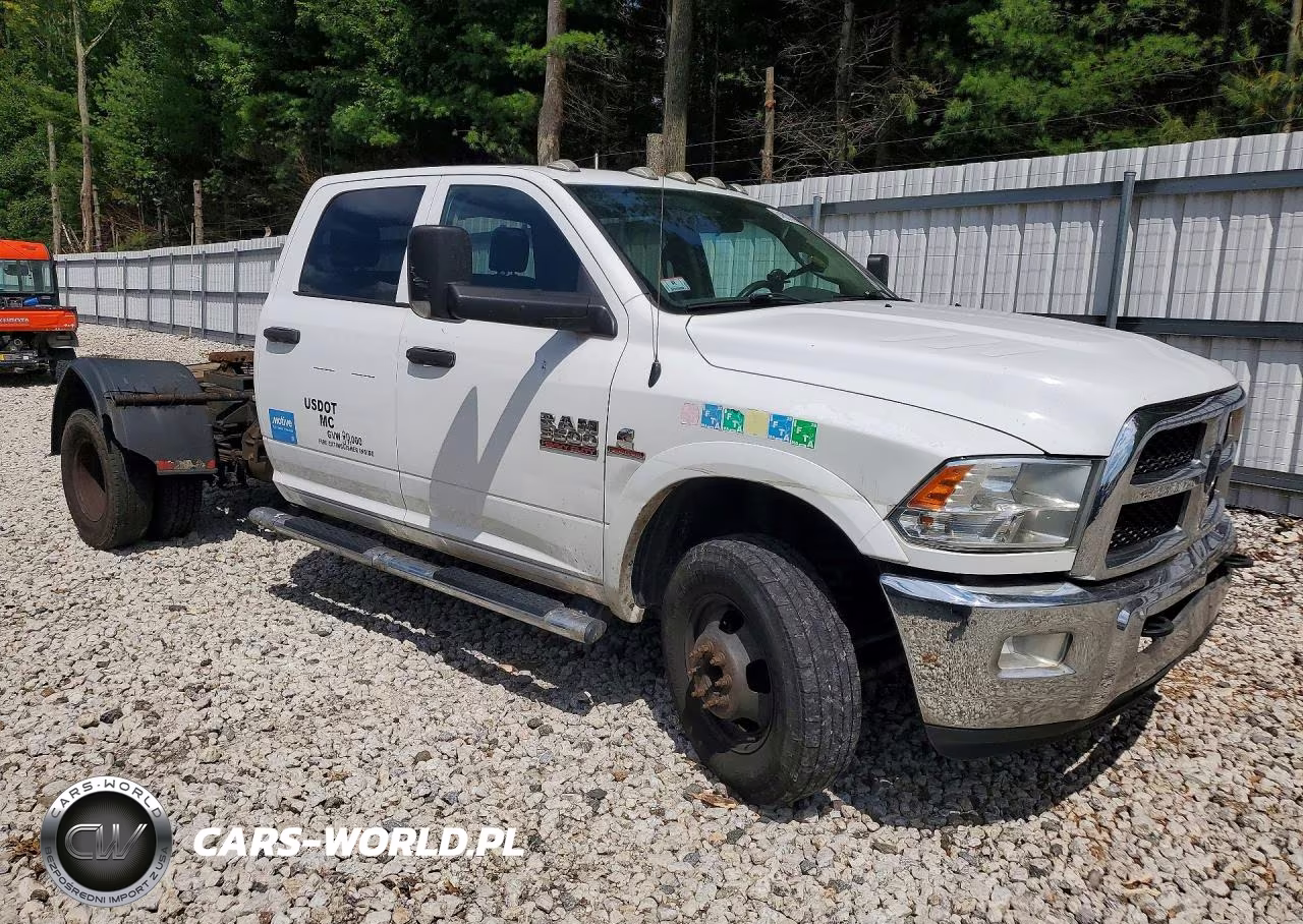 2018 Ram 3500 VIN:3C7WRTCL9JG376476 - 4