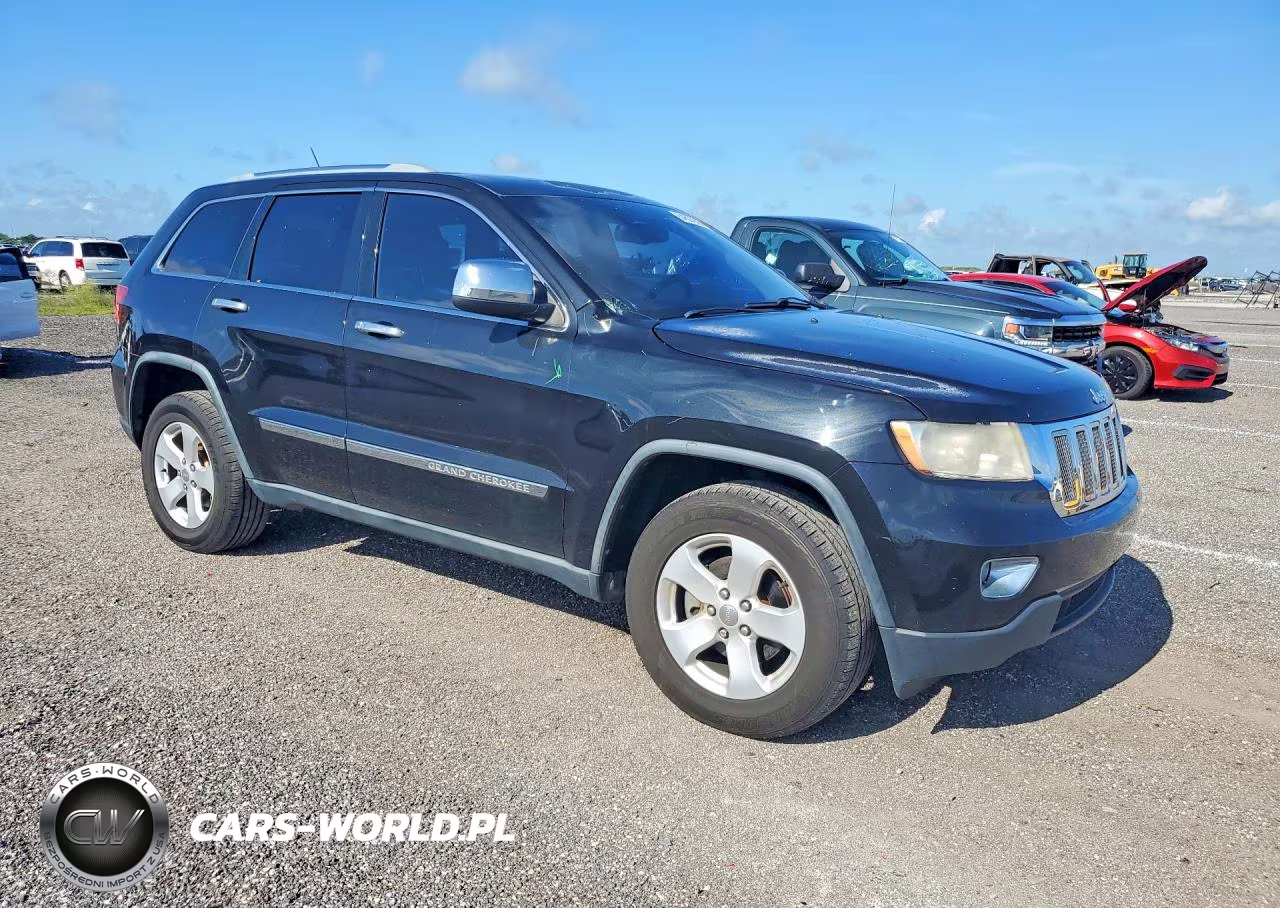 2012 Jeep Grand Cherokee Laredo VIN:1C4RJFAG3CC227320 - 4